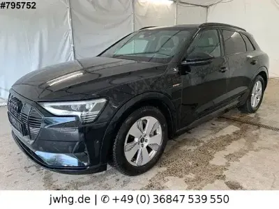 Usata Audi e-tron S-Line 230 kW (313 CV) 2020 Nero SUV