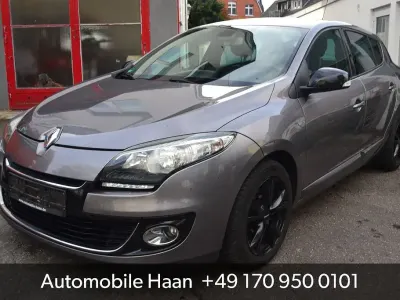 Gebraucht Renault Mégane Bose Edition 131 PS (96 kW) 2012 Grau cassiopee Limousine