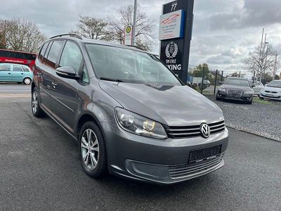 Grau Gebraucht 2010 VW Touran Highline Van / Kleinbus | 8.500 € (Guter Preis)