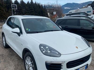 Gebraucht Porsche Cayenne 262 PS (192 kW) 2015 Weiß SUV
