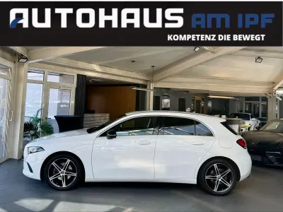 Gebraucht Mercedes A200 163 PS (119 kW) 2019 Weiß Limousine