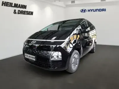 Nouă Hyundai Staria Prime 224 CP (164 kW) 2025 Negru Monovolum
