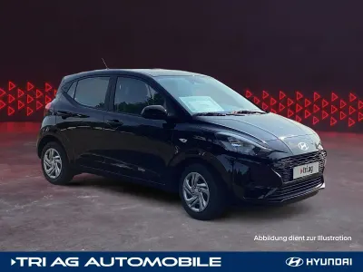 Neu Hyundai i10 Select 63 PS (46 kW) 2025 Phantom black / met Kleinwagen