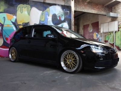 Gebraucht VW Golf V R 381 PS (280 kW) 2006 Schwarz metallic Limousine