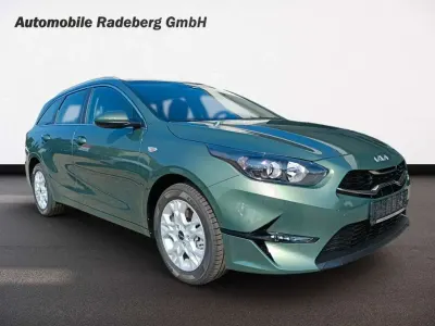 Gebraucht Kia Ceed Sportswagon 99 PS (72 kW) 2024 (exg) experience green met. Kombi