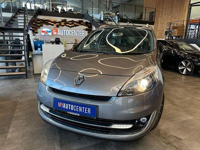 Grau Gebraucht 2013 Renault Scénic III Bose Edition Van / Kleinbus | 5.299 € (Fairer Preis)