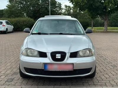 Gebraucht Seat Ibiza 64 PS (47 kW) 2002 Silber Kleinwagen