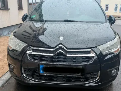 Gebraucht Citroën DS4 121 PS (88 kW) 2012 Schwarz Kleinwagen