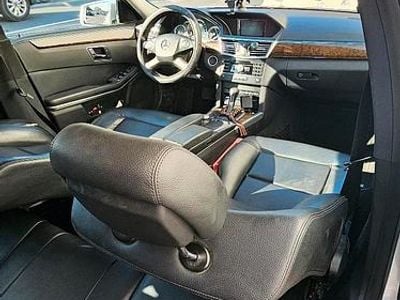 Gebraucht Mercedes E200 170 PS (125 kW) 2011 Silber Kombi