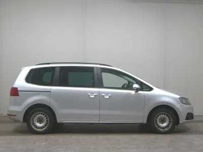 Begagnad Seat Alhambra Style 140 HK (102 kW) 2011 Silver Minibuss