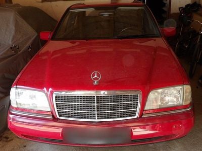 Usata Mercedes C200 75 CV (55 kW) 1995 Rosso Berlina