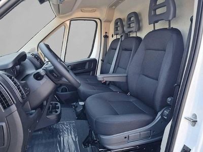 Gebraucht Fiat Ducato 33 120 PS (88 kW) 2024 Weiß Van