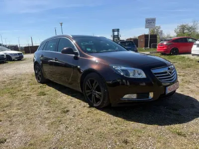 Gebraucht Opel Insignia 163 PS (119 kW) 2013 Andere farben Kombi