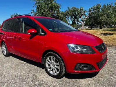 Gebraucht Seat Alhambra Style 140 PS (102 kW) 2011 Rot Van / Kleinbus