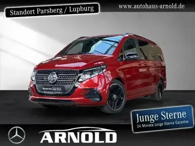 Gebraucht Mercedes V300 Avantgarde 237 PS (174 kW) 2025 Rot Van / Kleinbus