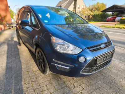 Gebraucht Ford S-MAX S 140 PS (102 kW) 2012 Blau Van / Kleinbus