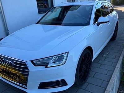 Używany Audi A4 Design 190 KM (139 kW) 2017 Biały Kombi