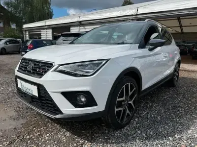 Używany Seat Arona FR 116 KM (85 kW) 2018 Biały SUV