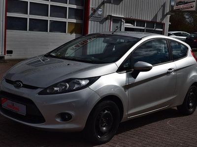 Usata Ford Fiesta Trend 97 CV (71 kW) 2010 Argento Utilitaria