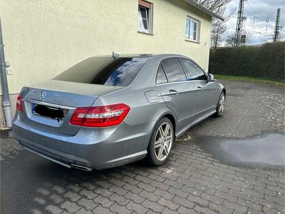 Mercedes 220