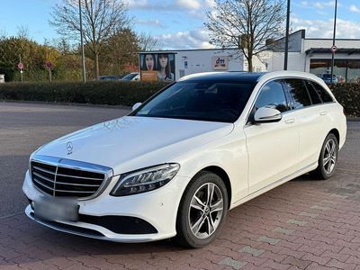 Weiß Gebraucht 2019 Mercedes C220 Exclusive Kombi | 20.998 € (Fairer Preis)
