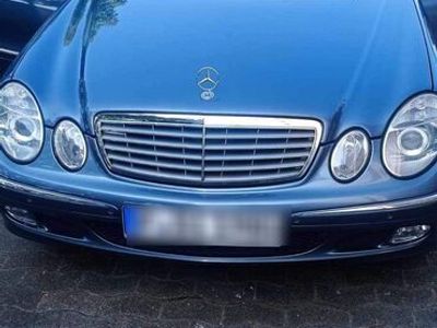 gebraucht Mercedes E200 