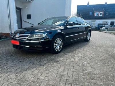 Second-hand VW Phaeton 239 CP (175 kW) 2011 Negru Berlinǎ