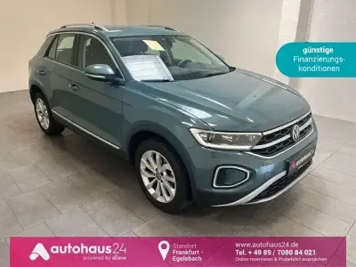 Gebraucht VW T-Roc Style 110 PS (80 kW) 2023 Blau SUV