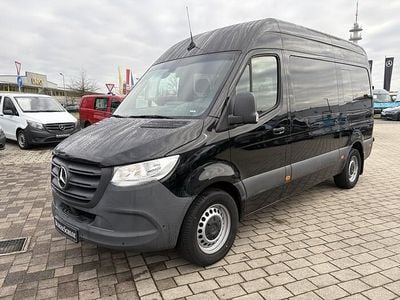 Gebraucht Mercedes Sprinter 163 PS (119 kW) 2021 Tiefschwarz Van