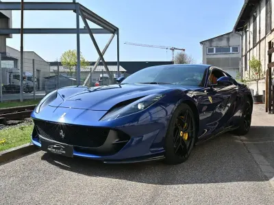 Gebraucht Ferrari 812 799 PS (587 kW) 2020 Blau Coupé