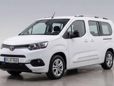 Gebraucht Toyota Proace Verso City 131 PS (96 kW) 2023 Weiß Kombi