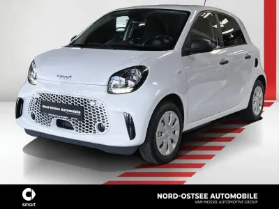 Gebraucht Smart ForFour Electric Drive 60 kW (82 PS) 2021 Karosserie in white Limousine