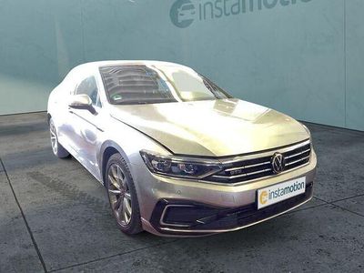 Gebraucht VW Passat IQ Drive 218 PS (160 kW) 2021 Silber Kombi