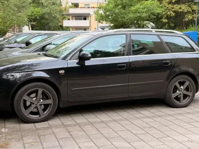 Gebraucht Seat Exeo Style 143 PS (105 kW) 2012 Schwarz Limousine