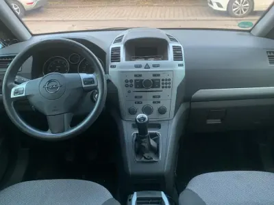 Gebraucht Opel Zafira 140 PS (102 kW) 2009 Schwarz Van / Kleinbus