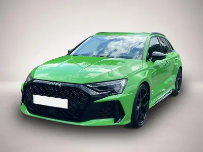 Gebraucht Audi RS3 Ambiente 400 PS (294 kW) 2025 Manufacturer Limousine