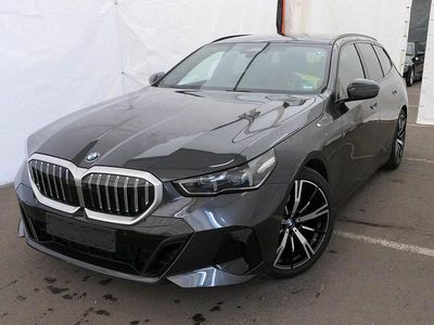 Usata BMW 520 Performance 197 CV (144 kW) 2025 Grigio Station wagon