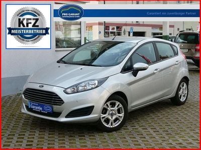Gebraucht Ford Fiesta 82 PS (60 kW) 2014 Silber Kleinwagen