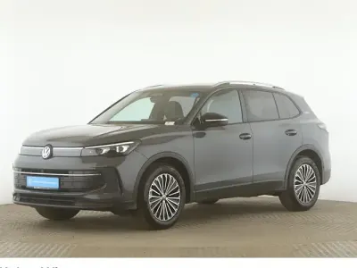Gebraucht VW Tiguan Goal 150 PS (110 kW) 2025 Grau SUV