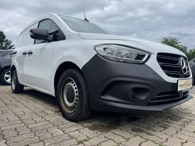 Gebraucht Mercedes Citan 112 116 PS (85 kW) 2023 Weiß Van / Kleinbus
