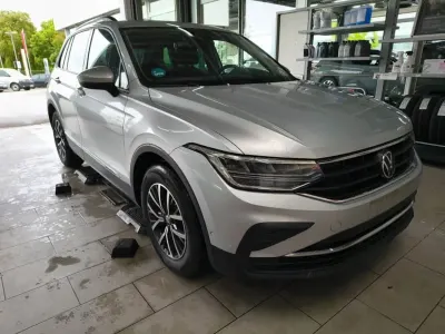 Gebraucht VW Tiguan Life 150 PS (110 kW) 2023 SUV