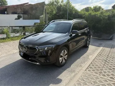 Używany Mercedes EQB350 214 kW (292 KM) 2023 Czarny SUV