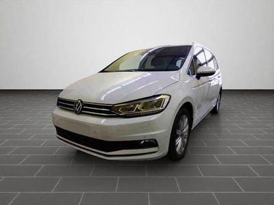 Pure white Gebraucht 2021 VW Touran Highline Van / Kleinbus | 25.980 € (Guter Preis)