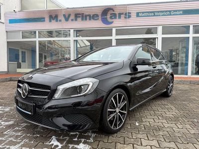 Gebraucht Mercedes A180 Style 122 PS (89 kW) 2015 Schwarz Limousine