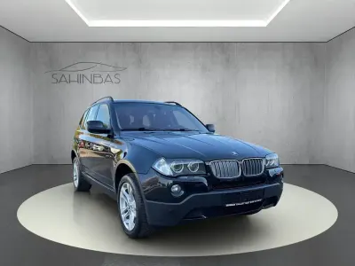 Gebraucht BMW X3 Lifestyle 177 PS (130 kW) 2010 Schwarz SUV