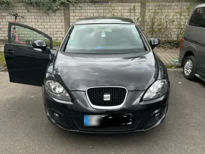 Gebraucht Seat Leon 105 PS (77 kW) 2011 Schwarz Kleinwagen