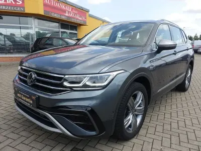 Gebraucht VW Tiguan Allspace 200 PS (147 kW) 2022 Platinum grey metallic SUV