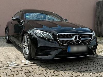 Schwarz Gebraucht 2017 Mercedes E200 AMG Coupé | 25.900 € (Etwas zu teuer)