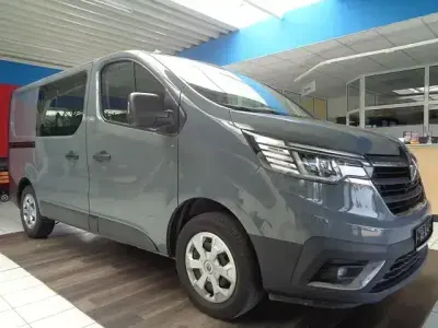 Gebraucht Renault Trafic 150 PS (110 kW) 2022 Grau Van / Kleinbus