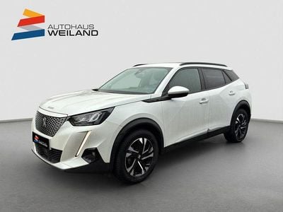 Weiß Gebraucht 2021 Peugeot e-2008 Allure SUV | 18.990 € (Fairer Preis)